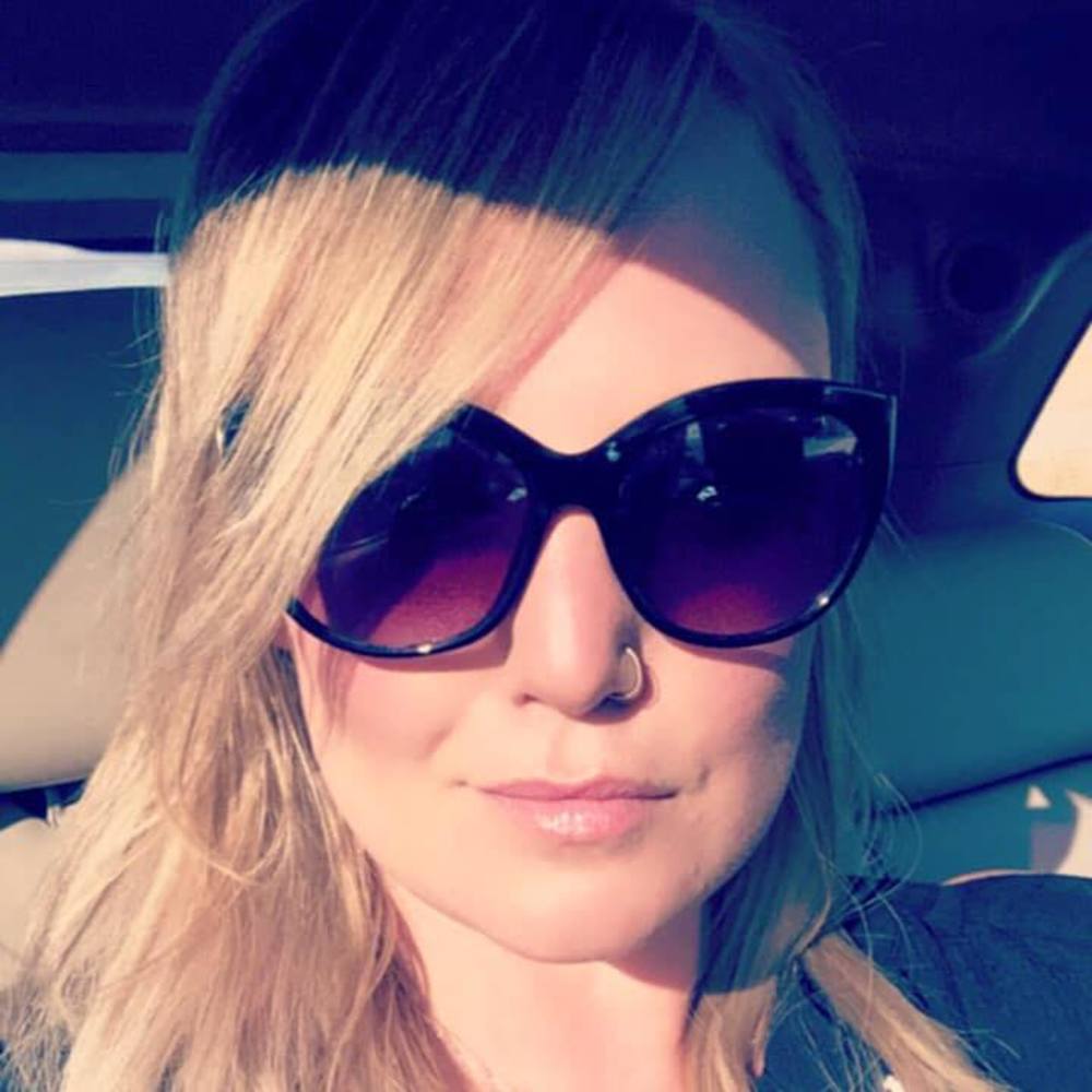 Meet your Posher, Gynessa